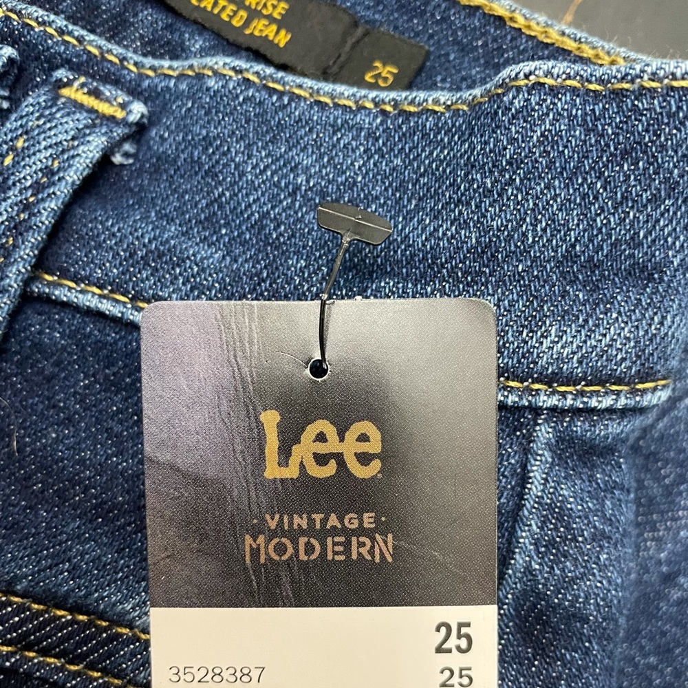 Lee vintage modern High Rise Pleated Mom Jeans - Picture 8 of 13